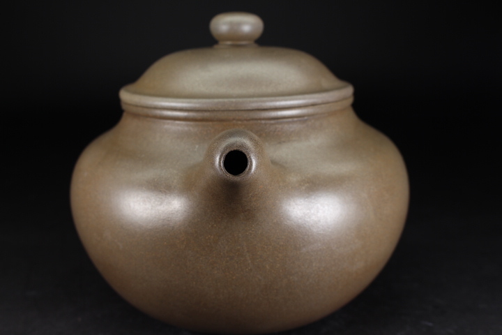 中国古美術・旧蔵品・御蔵・紫砂壺と茶器一式紫・朱泥・急須 ・煎茶道具 煎茶道具 朱泥 紫砂 唐物 古玩 急須 中国古玩 款 0 旧家蔵出清朝