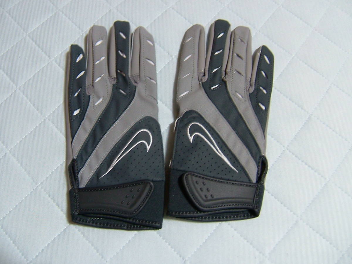 新品 NIKE ナイキ アメフトグローブ Magnigrip Elite Remix FOOTBALL GLOVES (Ｌ) 送料無料_1