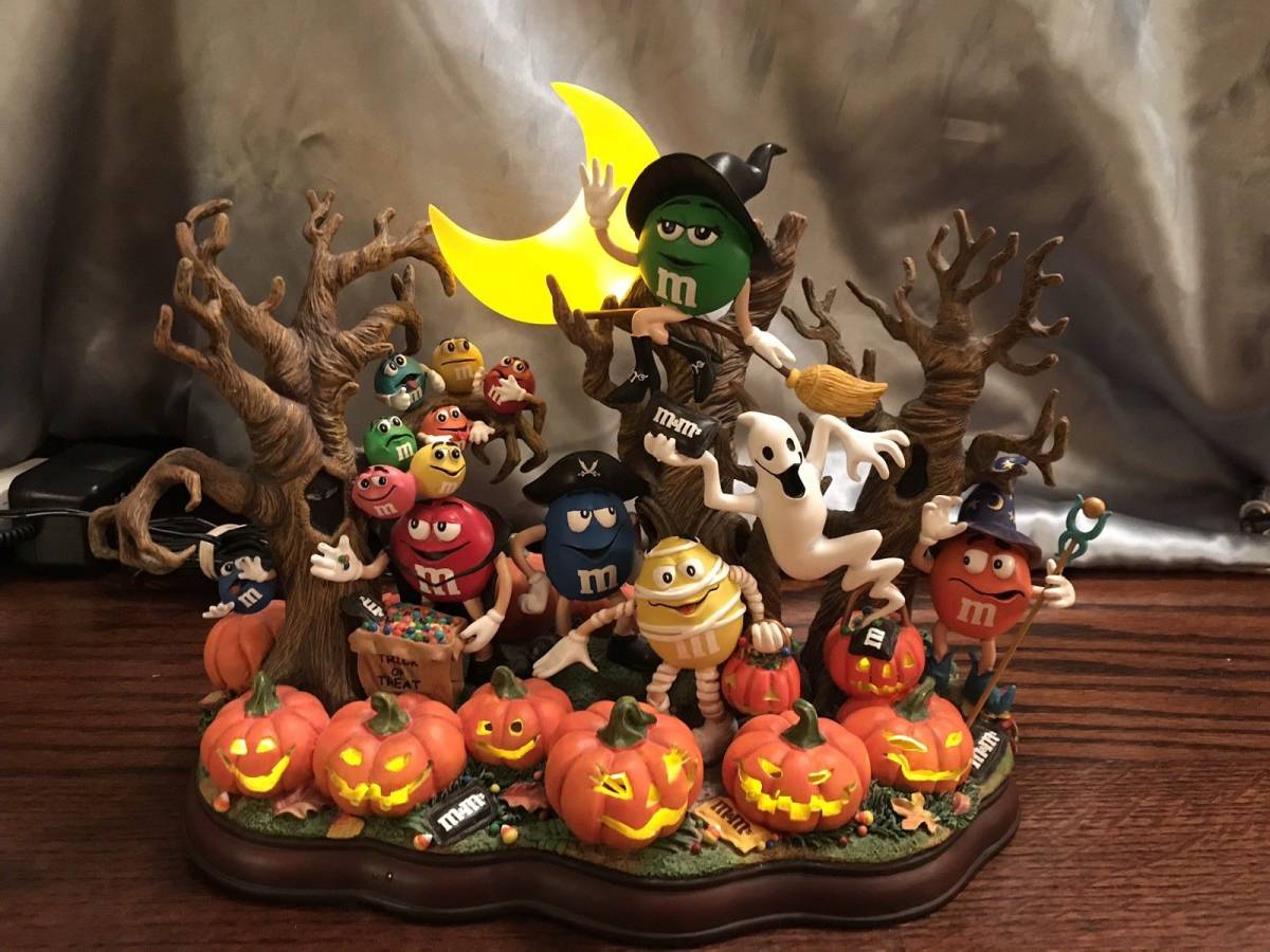 ダンバリーミント M&M エムアンドエムズ フィギュア ハロウィーン 食品