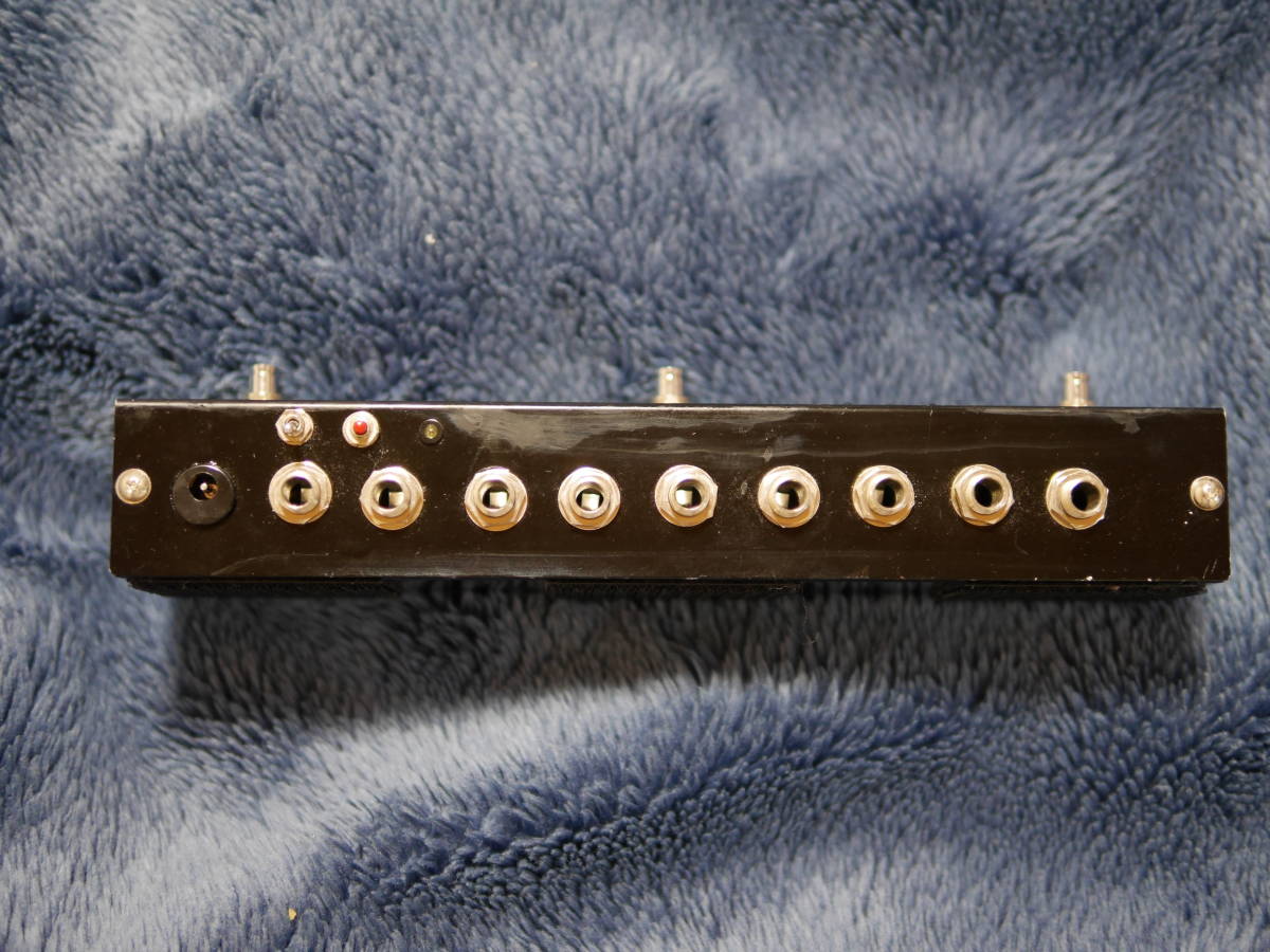 エフェクター】SoulPowerInstruments(SPI)製 THE THREE スイッチャー