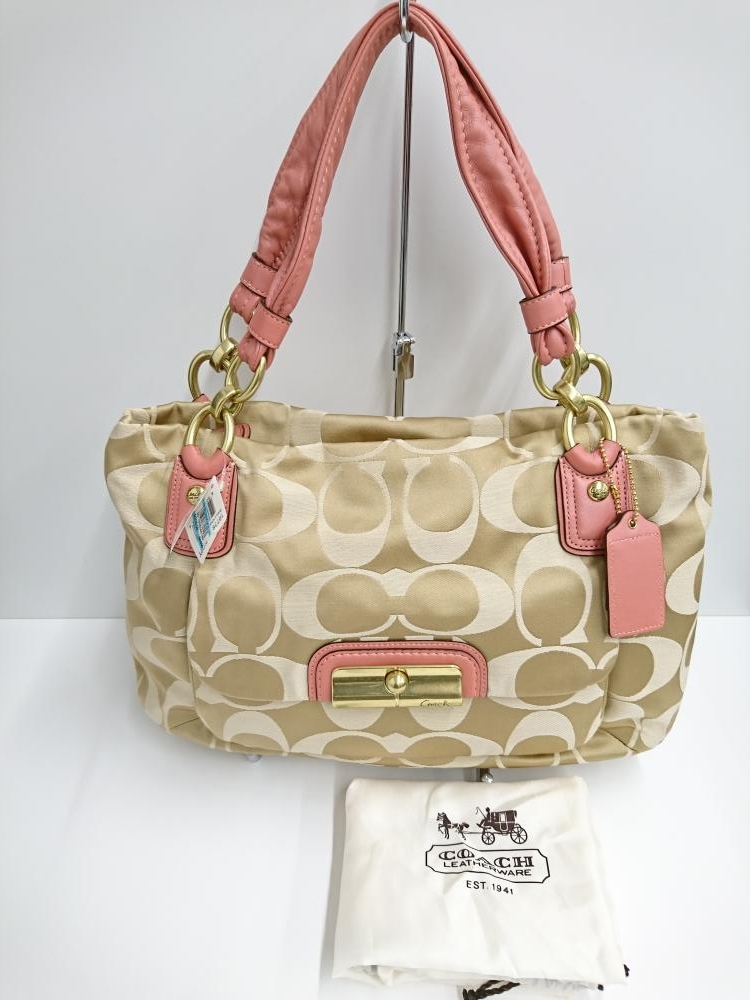 COACH/コーチ ハンドバッグ シグネチャー柄 未使用品 保存袋付き 