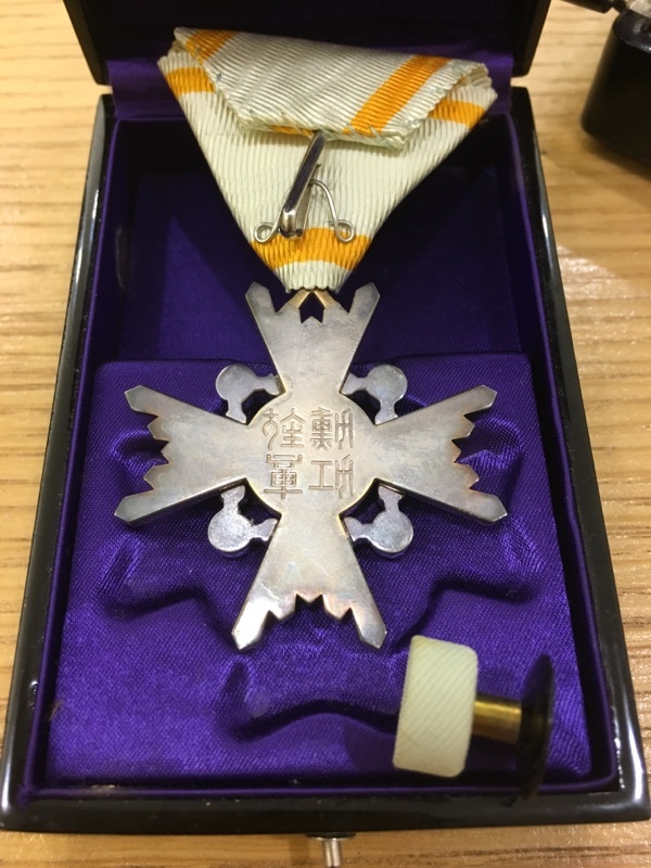 勲五等瑞宝章 勲章 純銀製 旧日本軍 徽章 メダル 記念章【美品】 2026