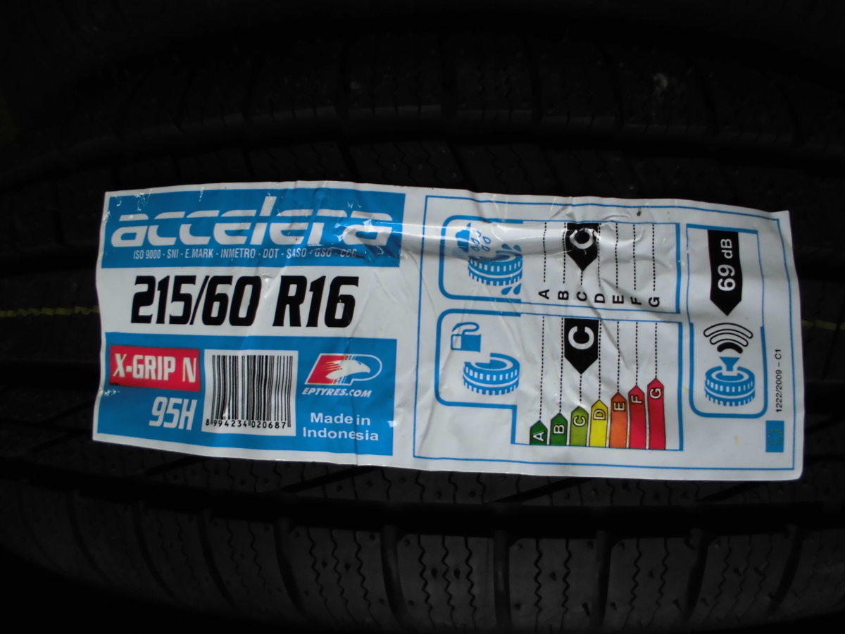 【送料無料】未使用品 スタッドレスタイヤ アクセレラ 215-60-16 accelera X GRIP N 215/60R16 95H ４本セット