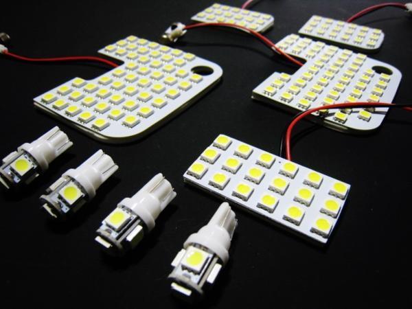 %Ⅲ534発E26 キャラバン　NV350　3チップSMD ルームランプ