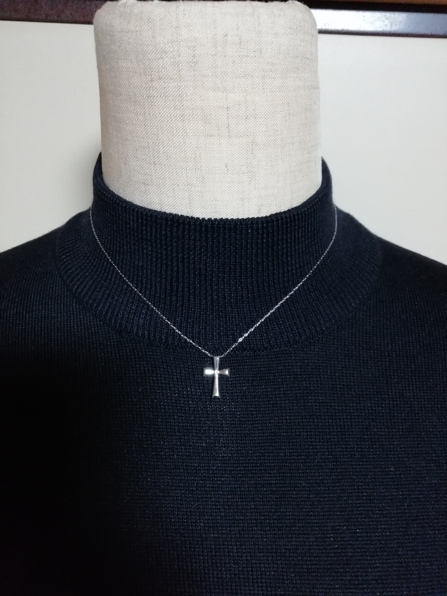 ☆新品☆ホワイトゴールド ダイヤモンド クロス ネックレス 10k 10金