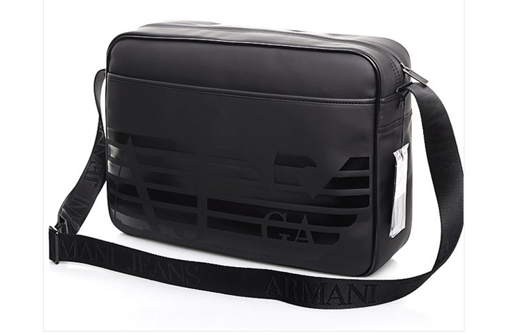 全国無料，定番人気 ARMANI JEANS アルマーニ ジーンズ メンズ ショルダーバッグ パソコンバッグ ブラック スーパーレア品(その他)｜売買されたオークション情報、yahooの商品情報をアーカイブ公開 - オークファン 男性用