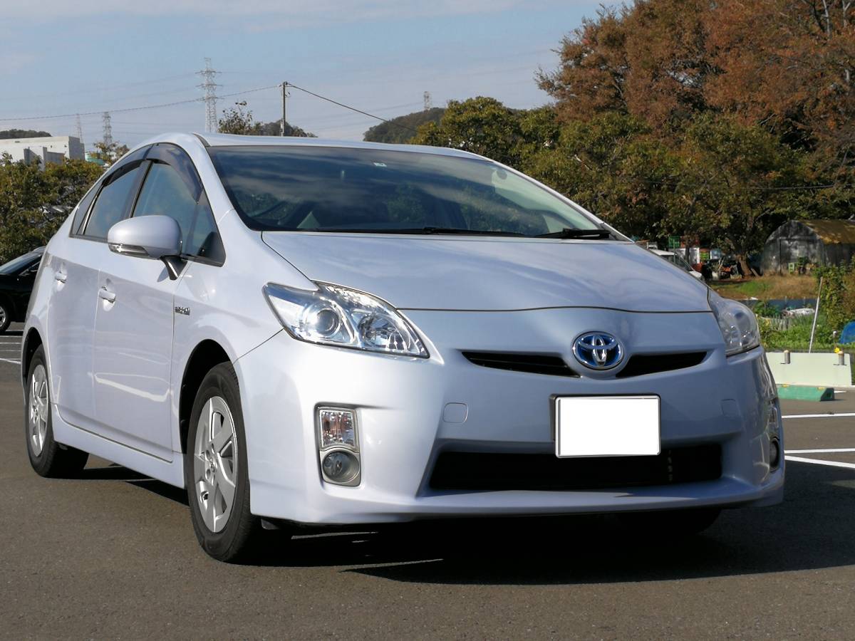 プリウス トヨタ | トヨタ認定中古車 走行距離:6万km～7万km 新型車も 
