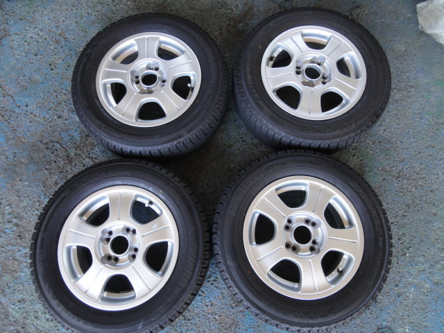 スタッドレスタイヤ4本セット ブリジストン175⁄70R14ポルテに使用して 