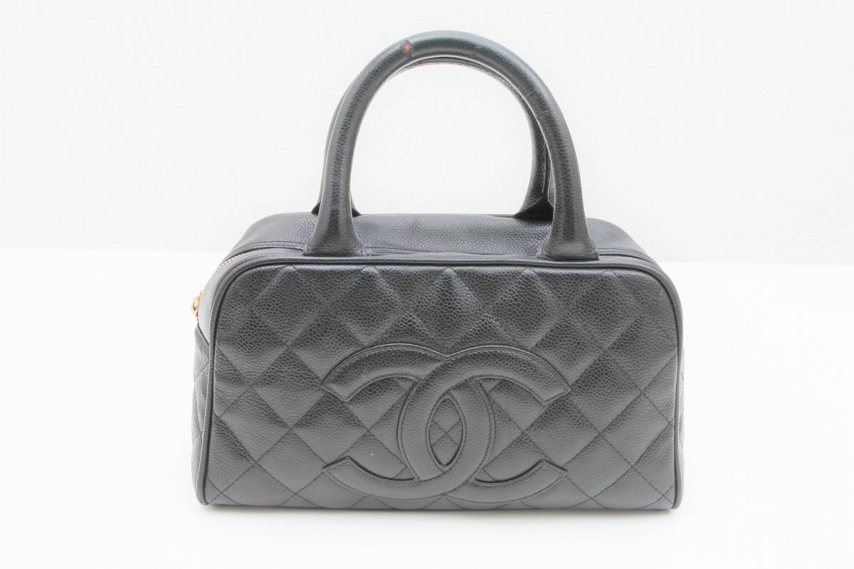 使用少美品】状態良好！ CHANEL シャネル マトラッセ デカココマーク 