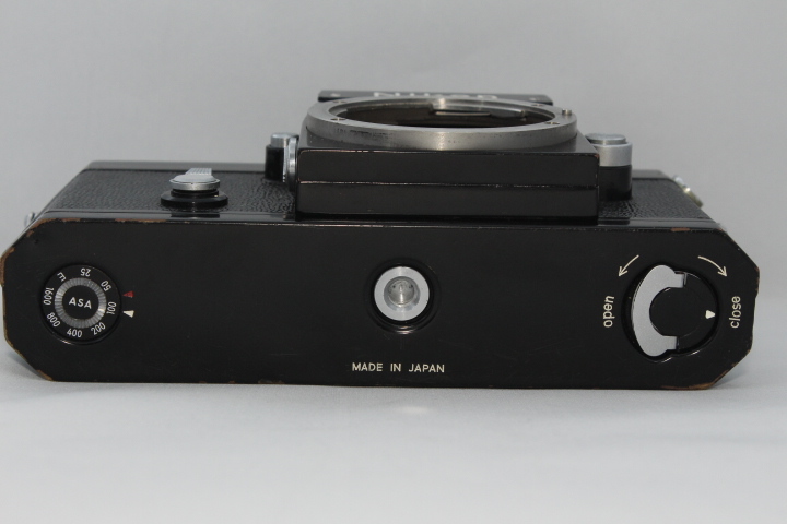 ☆完動・美品☆ ニコン Nikon F アイレベル ブラックボディ #132