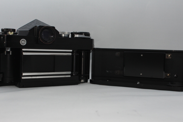 ☆完動・美品☆ ニコン Nikon F アイレベル ブラックボディ #132