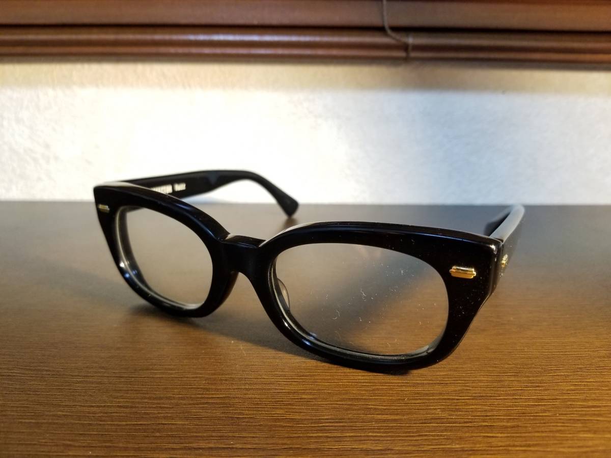 EFFECTOR FUZZブラックXゴールド（エフェクターファズ)TRAMP DIRT 