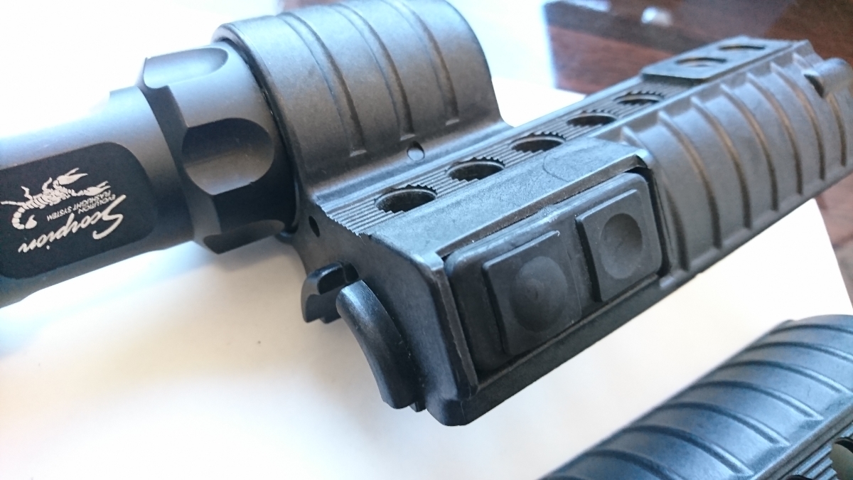 ハンドガード M500 実物 SUREFIRE M4 おまけ付き｜Yahoo!フリマ G&amp