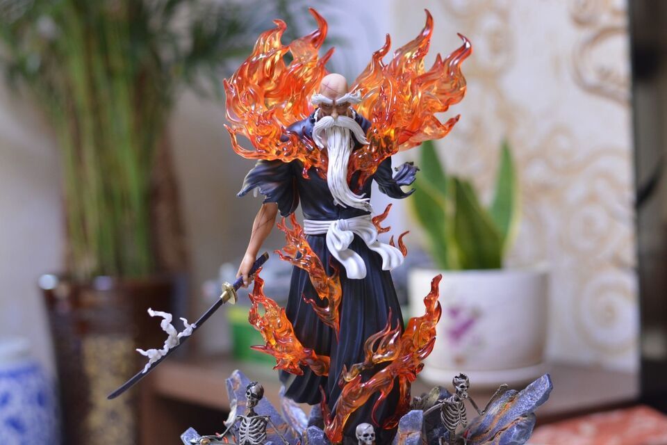 BLEACH フィギュア やまもと げんりゅうさい しげくに GK1/6 の入札