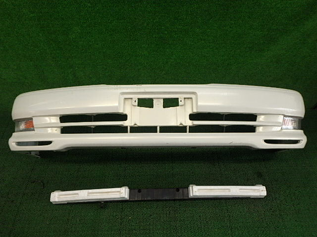 H11年 クレスタ GF-JZX105 後期 フロントバンパー 白 057 [ZNo:30026014]