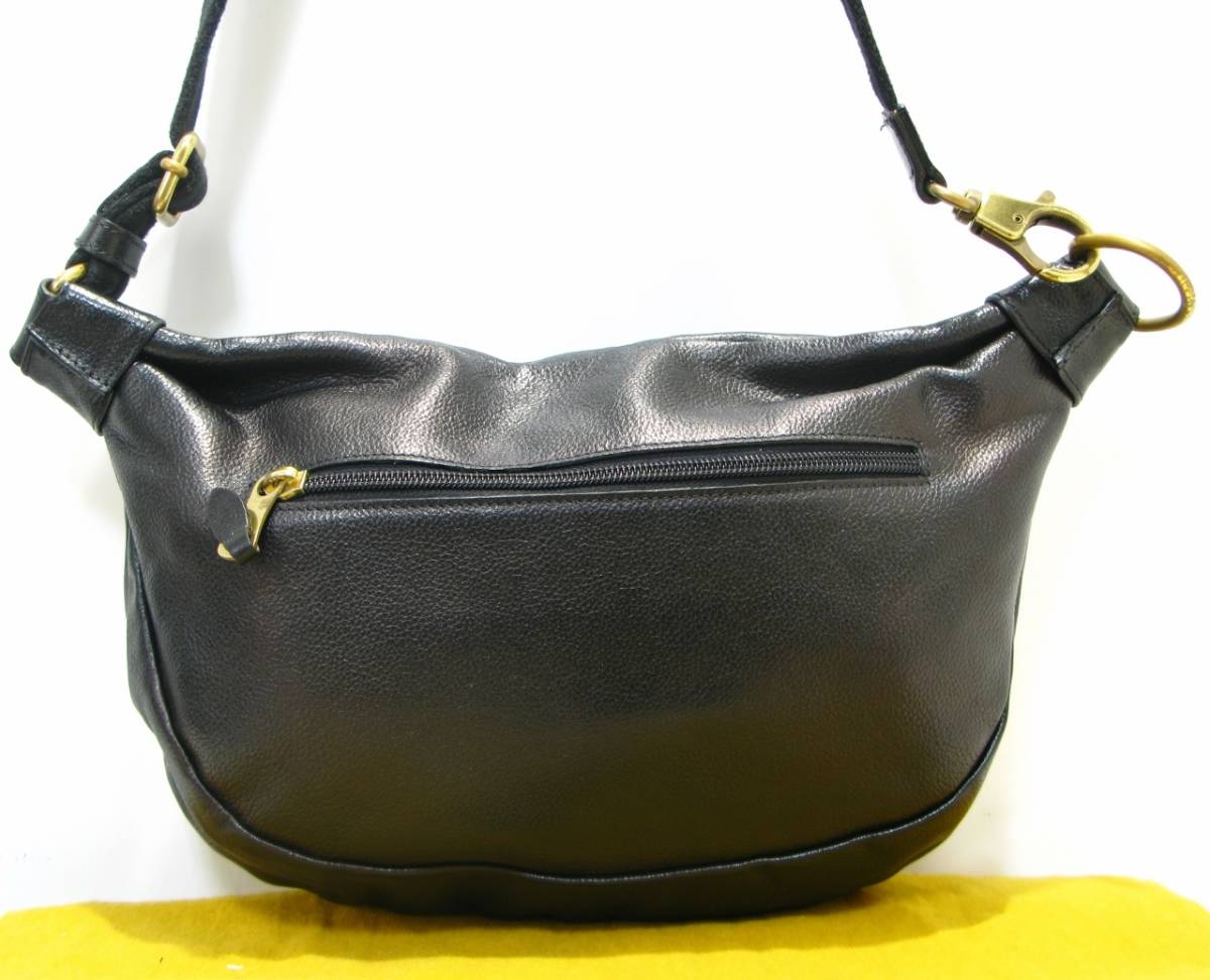 良品 6万円 IL BISONTE/イルビゾンテ レザー ショルダーバッグ 三日月 