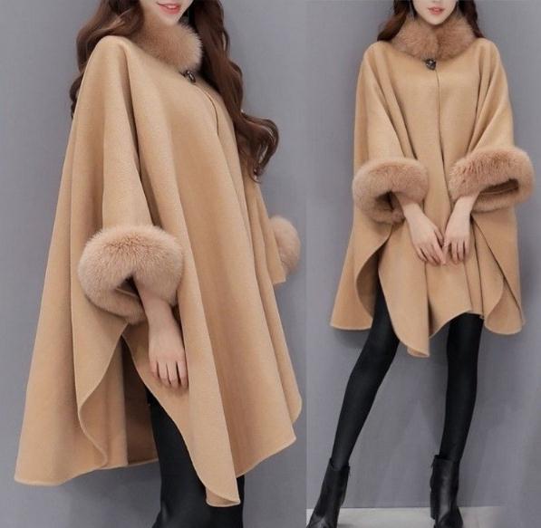 優しい雰囲気のカシミヤ混ウールフォックスファー付きポンチョ 肉厚毛皮ファー カシミヤ 肉厚毛皮ファー 帽子付優しい雰囲気のカシミヤ混ウール
