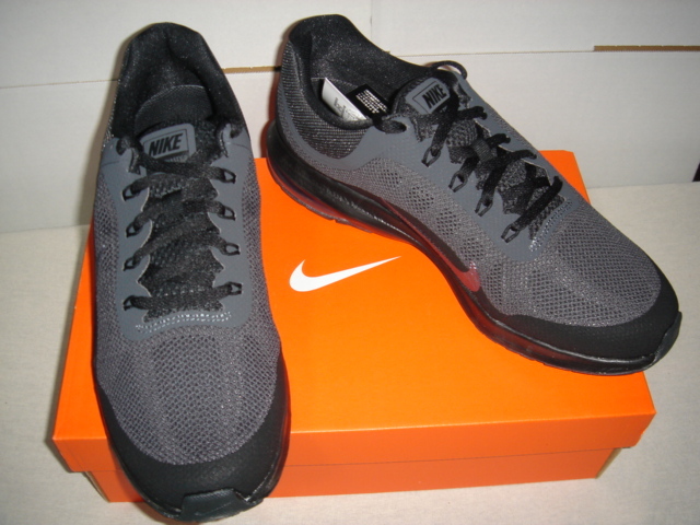 【SALE】 本物NIKEエアマックスダイナシティ２黒26.0ｃｍタグ付き元箱入りナイキAIR MAX国内正規店 入手ランニングシューズ スニーカー激安(26.0cm)｜売買されたオークション情報、yahooの商品情報をアー 26.0cm