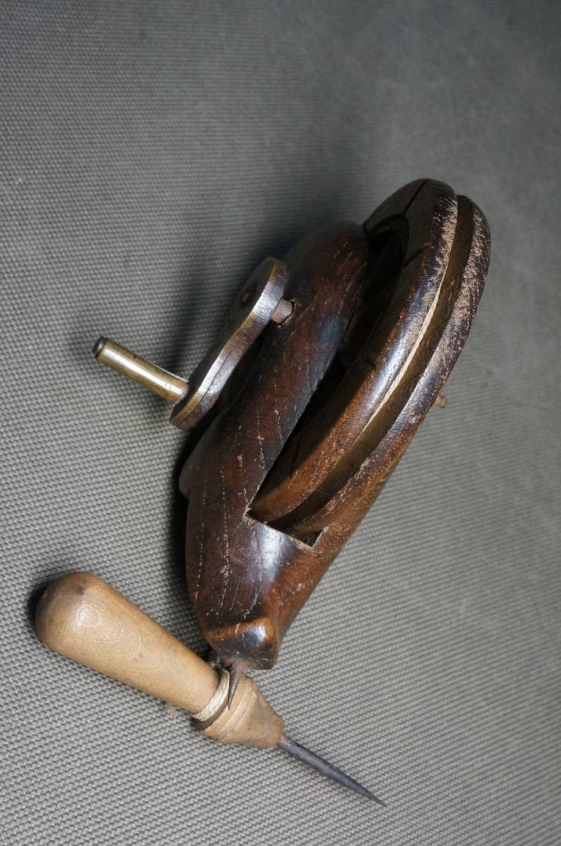 小さめな大工道具 木彫 本職用彫刻刀 18本 japanese carpenter chisel