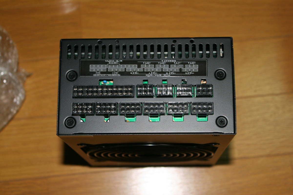 qj15 SilverStone SST-ST1500-TI 1500W 80PLUS Titanium認証 電源