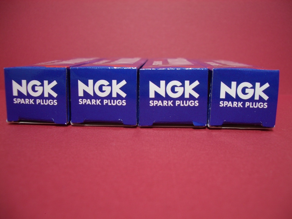 《NGK》イリジウムMAXプラグ　BKR6EIX-11P 4本　【送料無料】