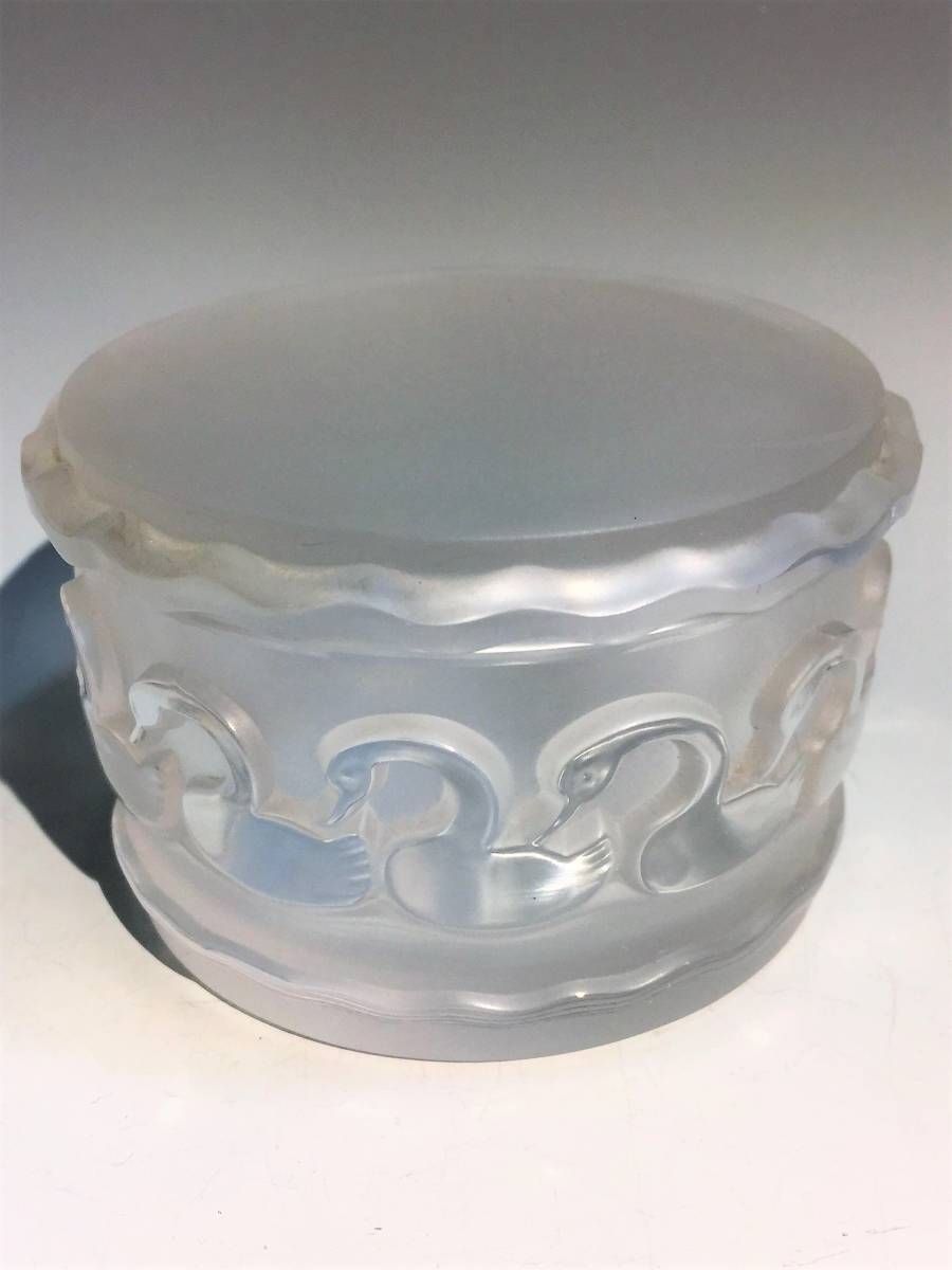 ルネ・ラリックのカナール（LALIQUE CANARD ）のパウダーボックス