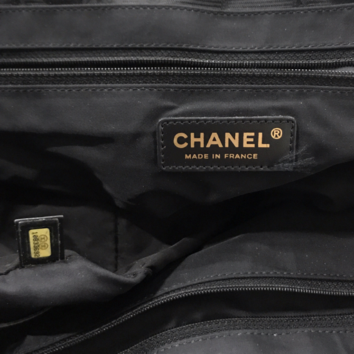 シャネル ニュートラベルライン トートバッグ かばん 鞄 黒 ブラック CHANEL