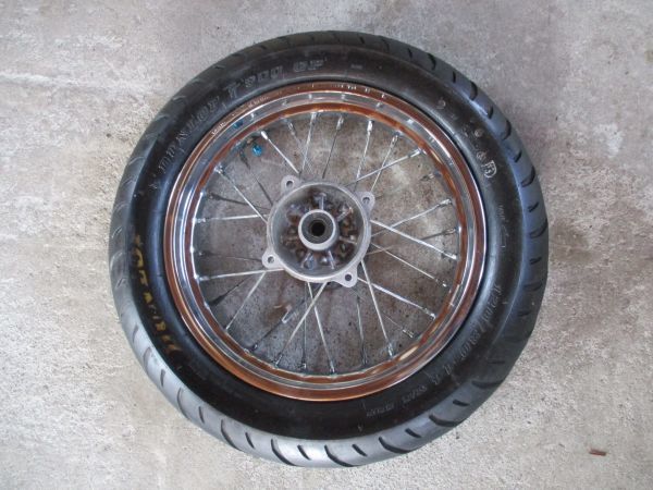 2239】Dトラッカー125純正リアホイール/LX125D【茨城発】検KLX125/D