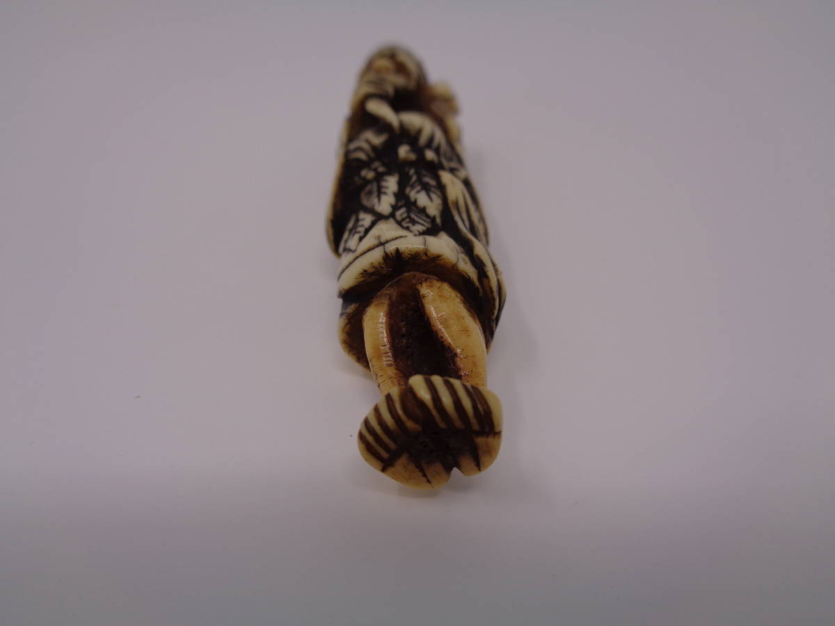 鹿骨製 手彫り 緒締 おじめ 根付パーツ 和骨細工 骨董品 和装小物 和