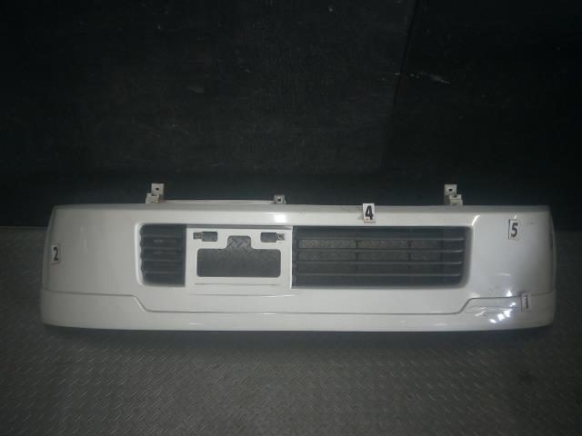 ホワイト フロントバンパー　ワゴンRMH21/22 ワゴンR MH21S ワゴンR MH22S フロントバンパー Z7T CBA-MH21S 2026年