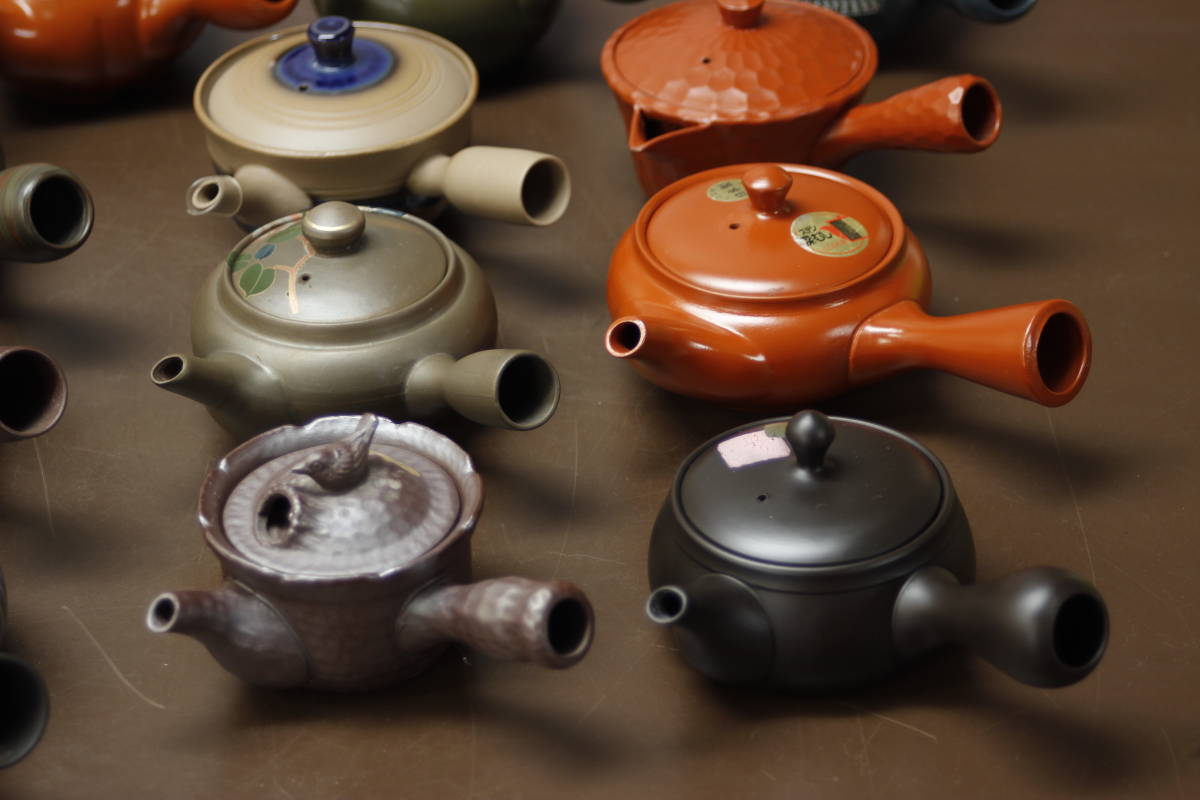 常滑焼 煎茶道具 急須 萬古焼 朱泥 茶器 在銘 横手急須 急須』○共箱 萬古焼◇礫亭造『萬古焼 灰釉 備前焼 名工 茶道具 白泥 急須」の落札相場・落札価格