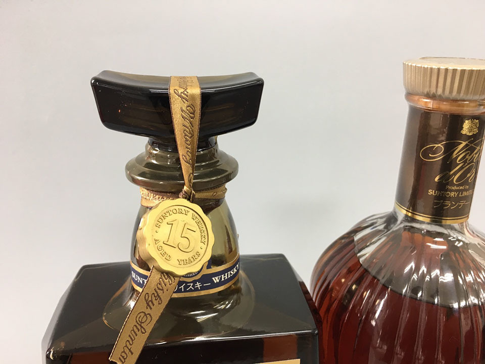 未開栓 サントリーローヤル プレミアム15年 ブルーラベル 700ml 40