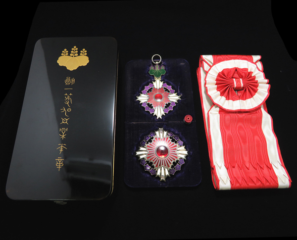 希少！ 勲一等旭日桐花大綬章 (検) 天皇 皇室 宮家 ボンボニエール