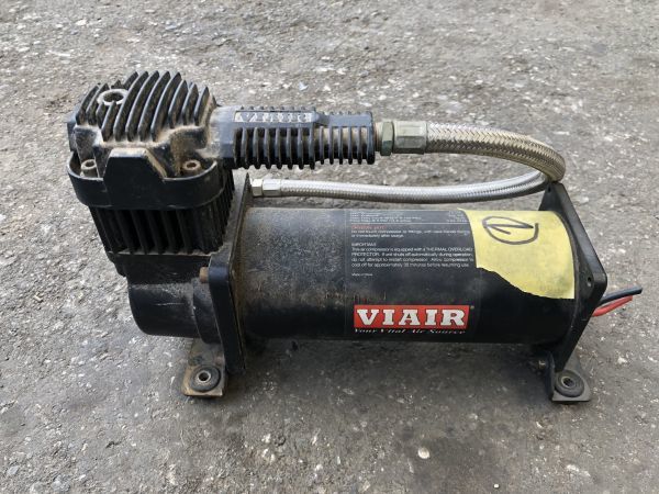 新品】VIAIR 444C みにくく エアサス用コンプレッサー 1機 クローム 