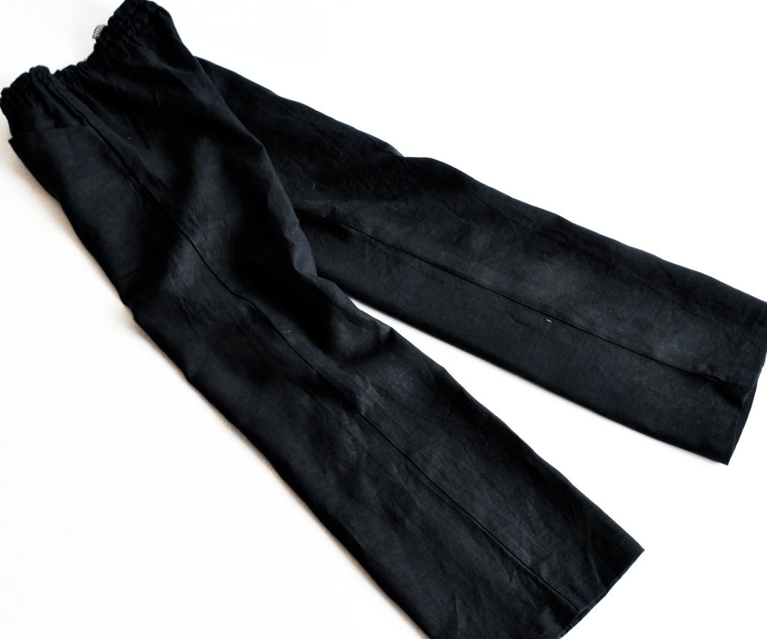 大人気，新作登場 リネン麻100:キャンパス/黒ブラック/ストレートパンツ/М(ボトムス)｜売買されたオークション情報、yahooの商品情報をアーカイブ公開 - オークファン ボトムス