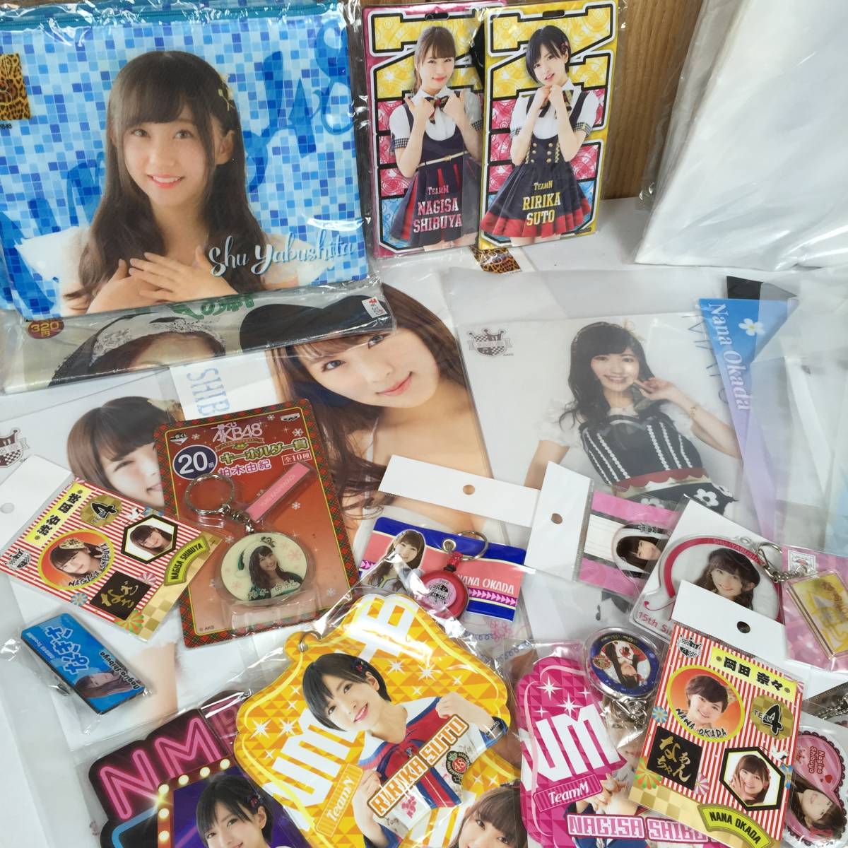 05470 多数 AKB48/NMB48/グッズ/まとめて/大量/ファイル/キーホルダー 