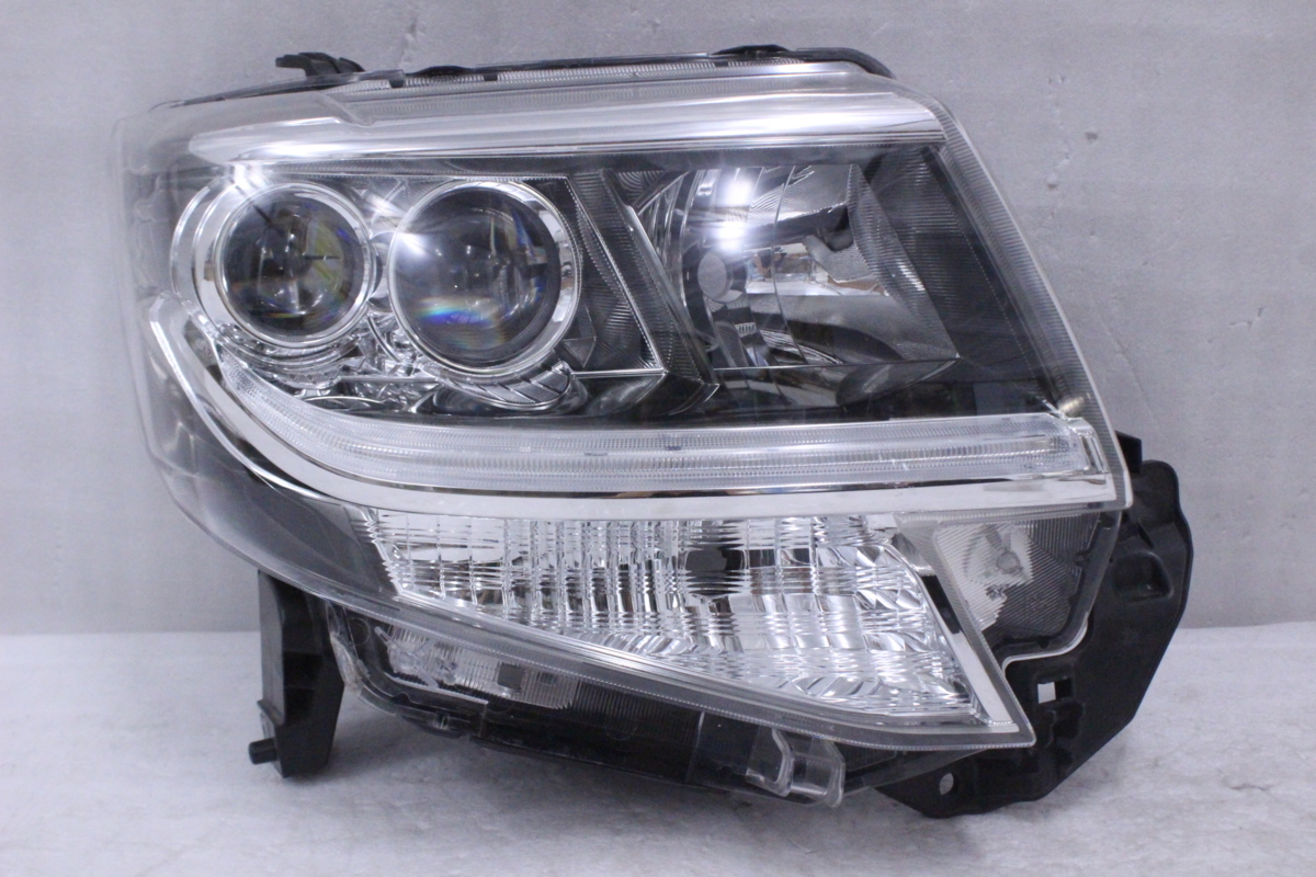 本物保証，得価】 95-947-S☆LED LA600S タントカスタム☆右ヘッドライト