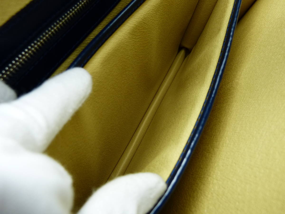 ☆極美品☆ ペローニ ダレスバッグ カーフレザー フィレンツェ