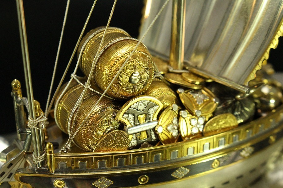 【金閣】銀製刻印有 銀製宝船1261g 縁起物 帆船 ガラスケース入 時代箱 旧家蔵出(MB792)_8