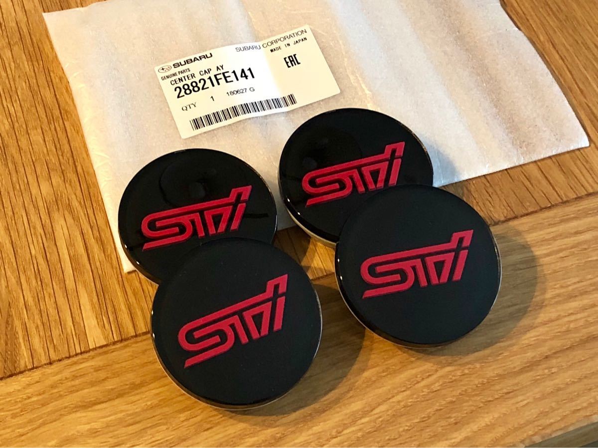 中古美品】スバル STI純正ホイール用センターキャップ 4個セット 