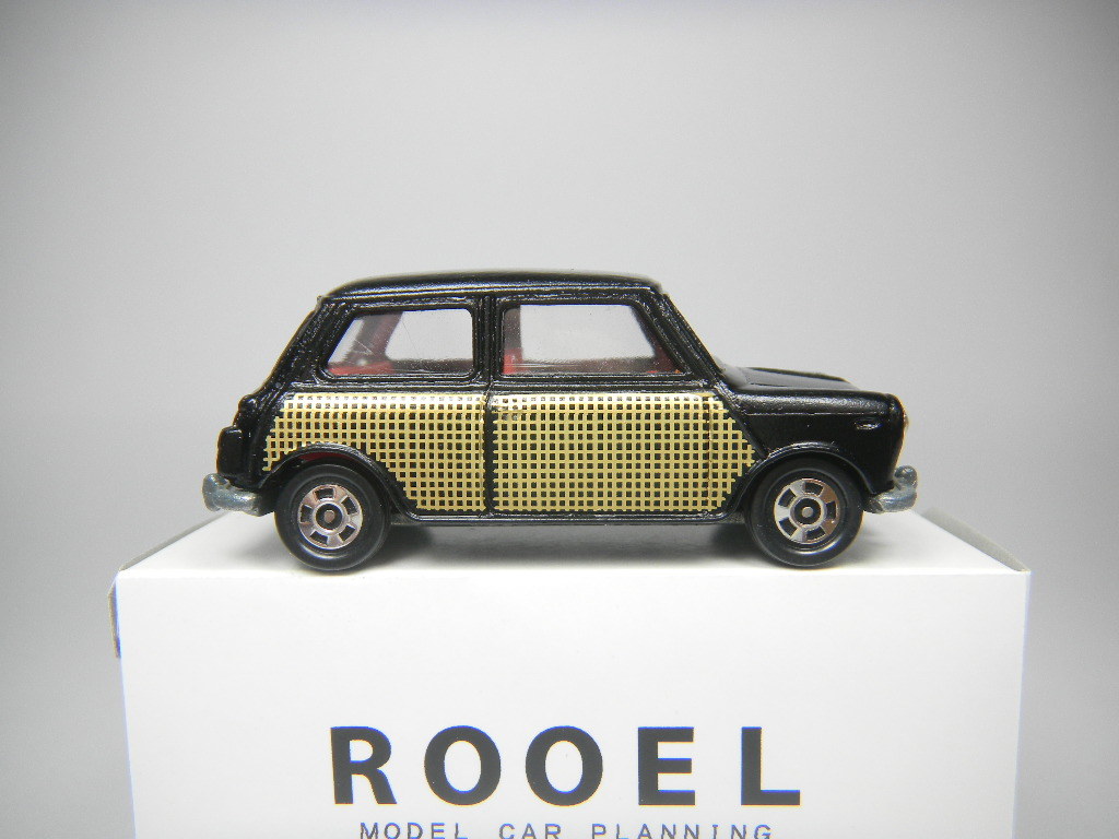 トミカ　ミニクーパー　PINK PANTHER　tomica_3