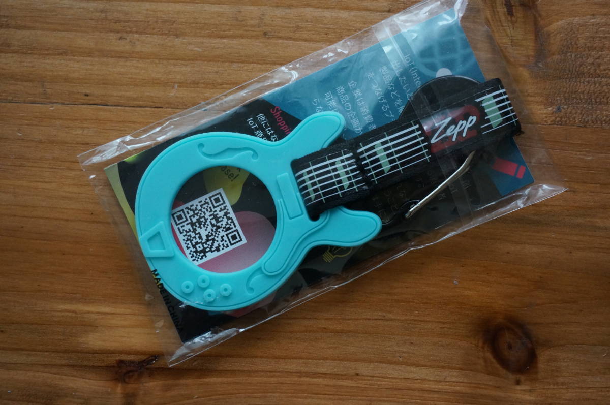 Zepp Style ギター型 ペットボトルホルダー ブルー ボトルホルダー 売買されたオークション情報 Yahooの商品情報をアーカイブ公開 オークファン Aucfan Com