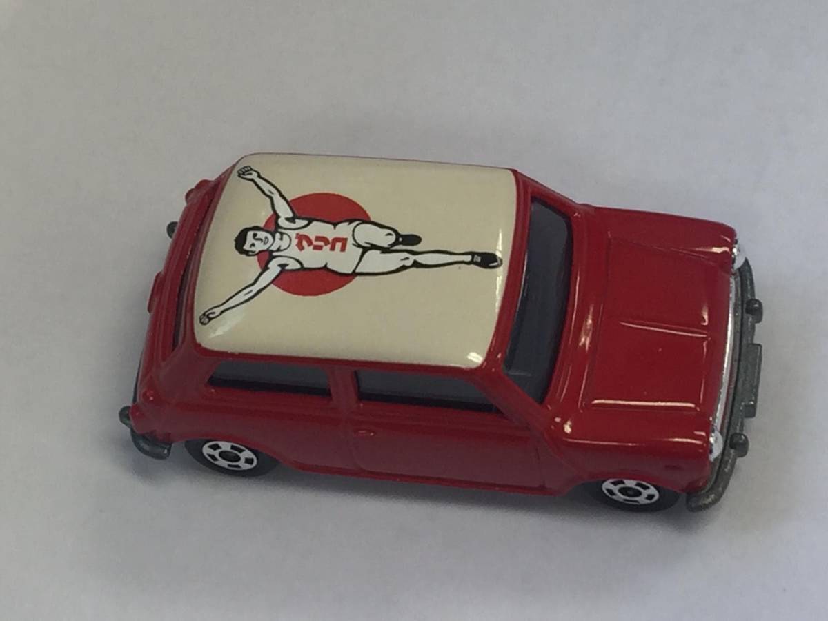 トミカ BLMC F8 ミニクーパー 大阪グリコ走っている人。希少_3