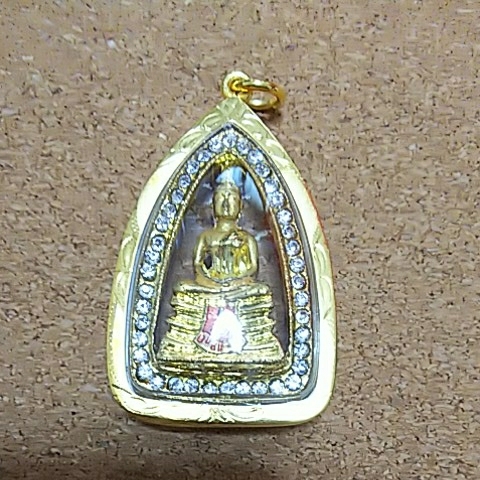 仏像お守り(プラクルアン)タイ製 プラクルアン タイのお守りA71