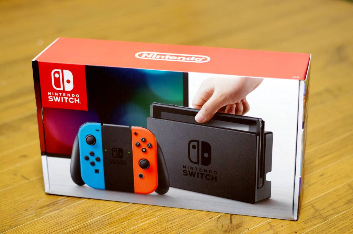 Nintendo Switch 本体 新品未開封 3000円クーポン付き 3000円クーポン付×2