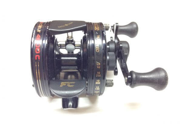 AbuGarcia】Ambassadeur 4600CゼルローランドNavy - メルカリ