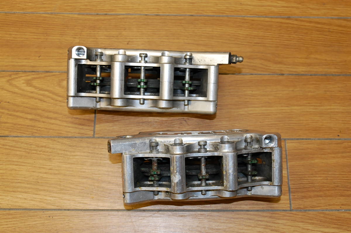 ZRX400純正TOKICO 6ポット ブレーキキャリパー セット ZRX400 リア