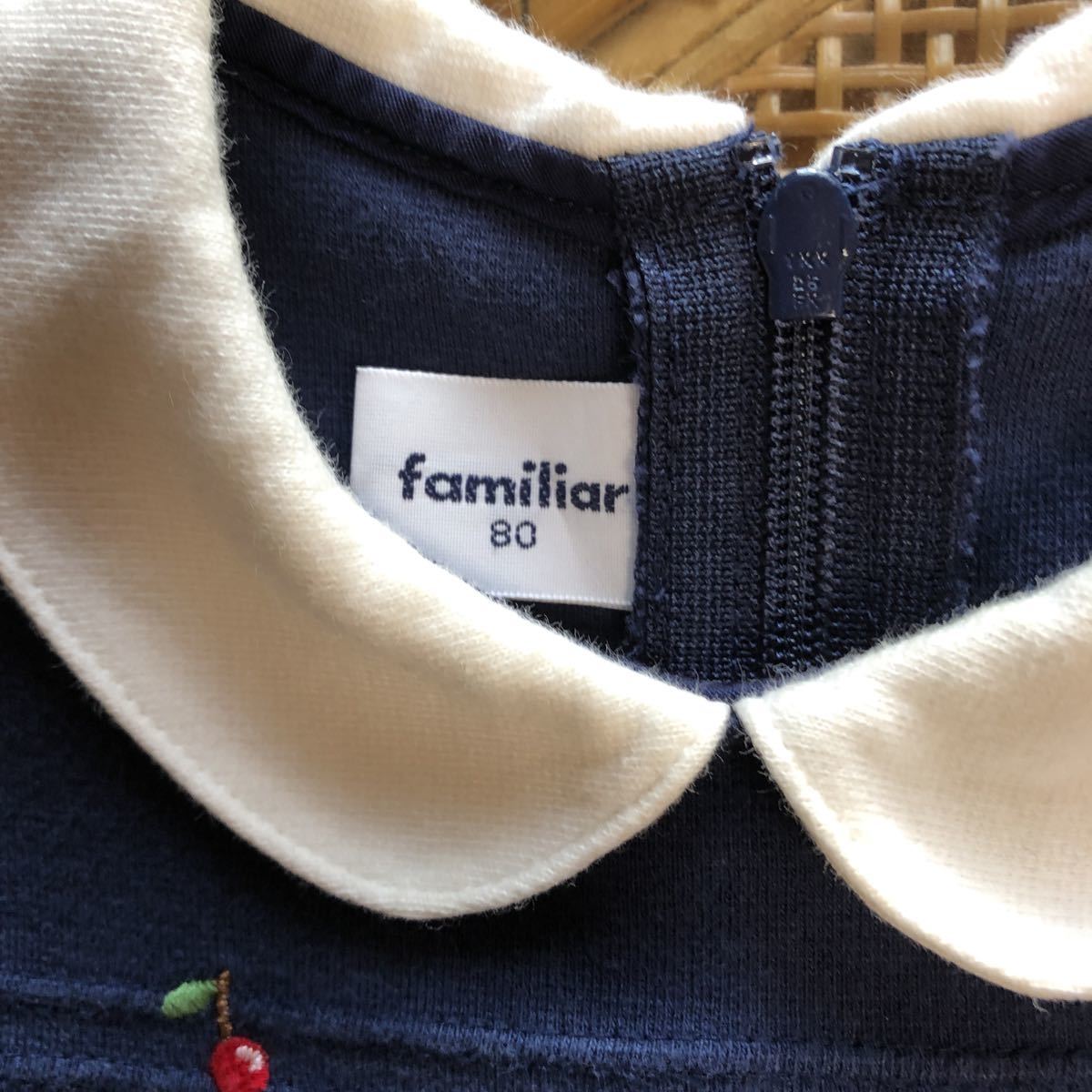 ファミリア ワンピース 80 80サイズ Familiar フォーマルドレス 売買されたオークション情報 Yahooの商品情報をアーカイブ公開 オークファン Aucfan Com