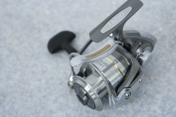 TRISO SHOX Daiwa ダイワ LBD 中古 0 リール 釣具 フィッシング