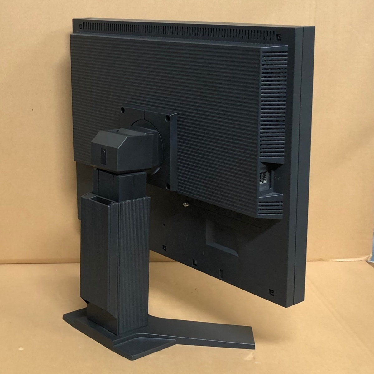 Y190820-01] 動作確認済 中古 EIZO 21.3型 IPSパネル UXGAスクエア液晶